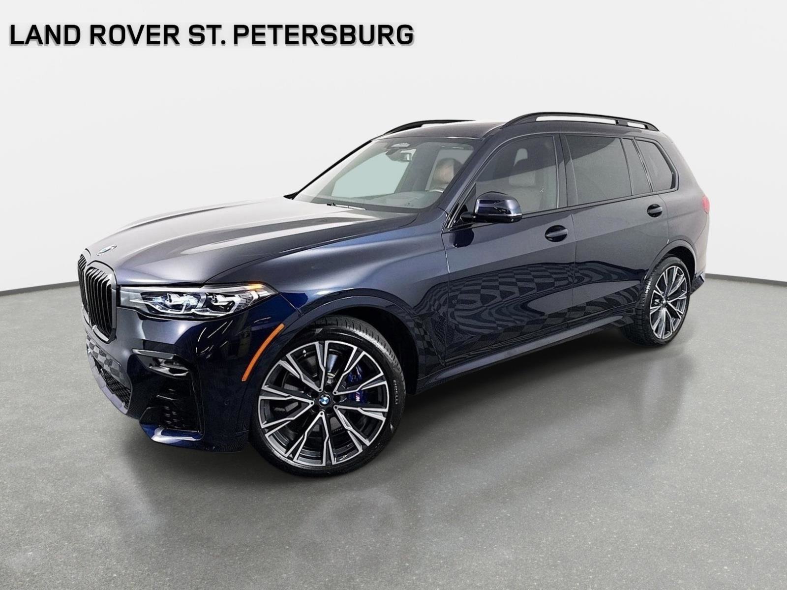 Used 2022 BMW X7 xDrive40i w/ M Sport Package AWD/4WD image 1