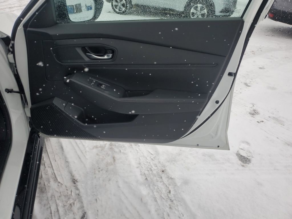 Certified 2025 Honda Accord Sport image 31