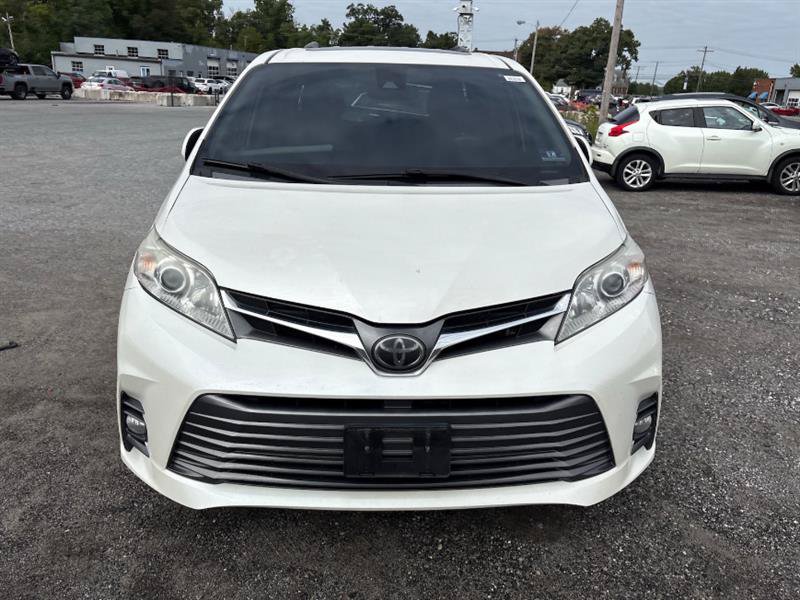 Used 2020 Toyota Sienna XLE AWD/4WD image 4