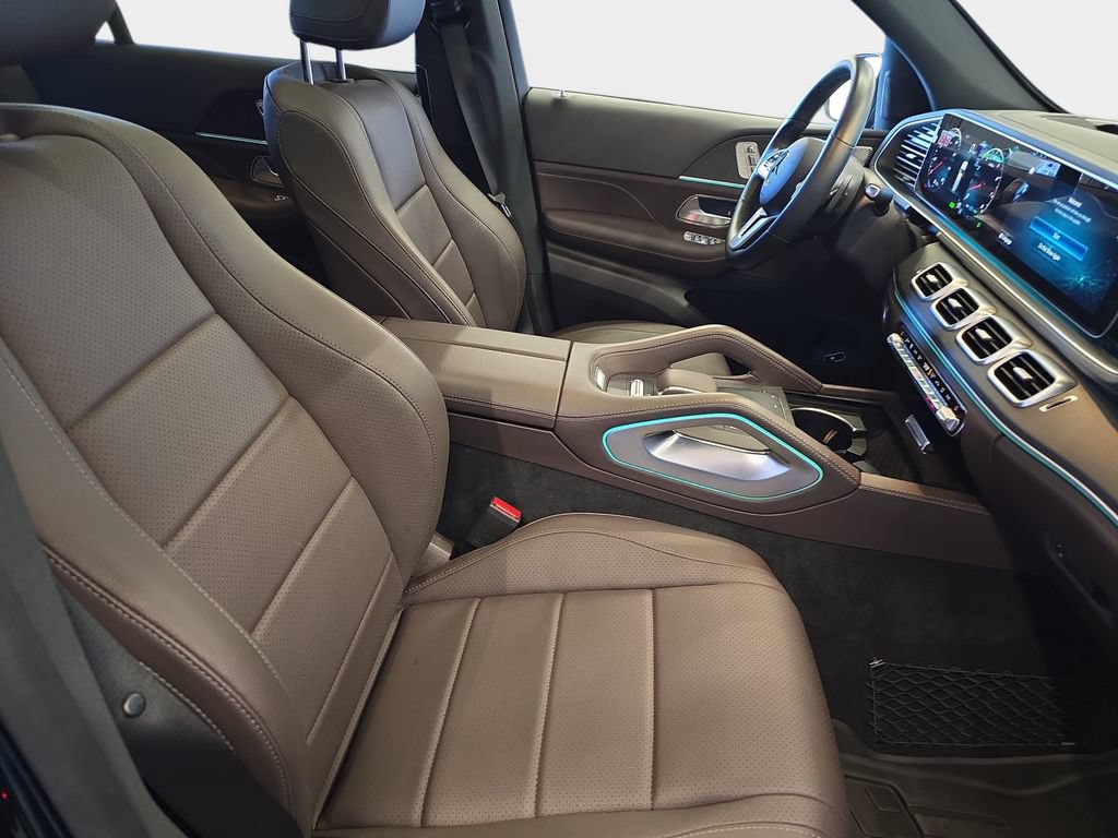 Used 2021 Mercedes-Benz GLS 450 4MATIC image 12