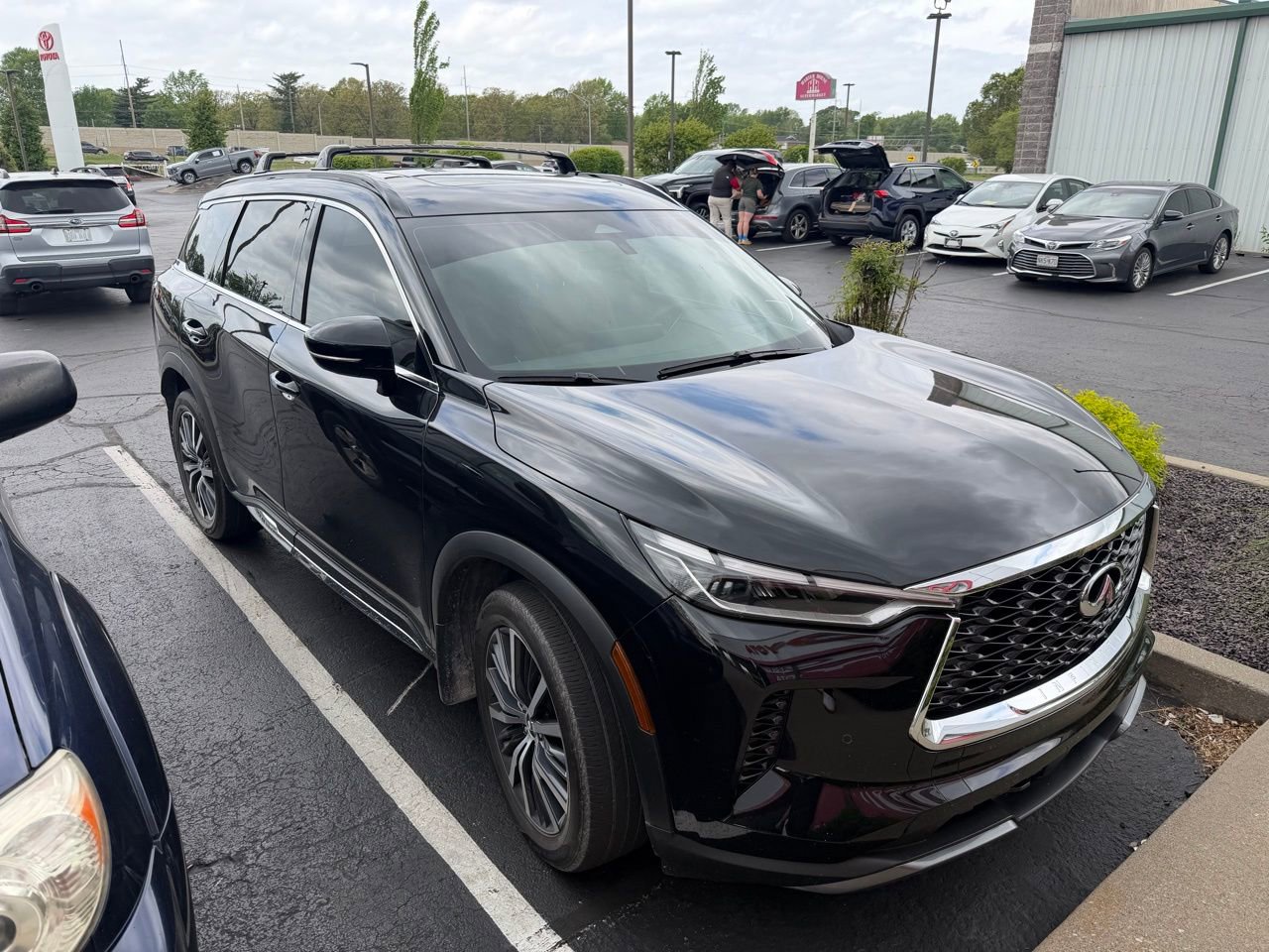 Used 2024 INFINITI QX60 Autograph w/ Cargo Package AWD/4WD image 1