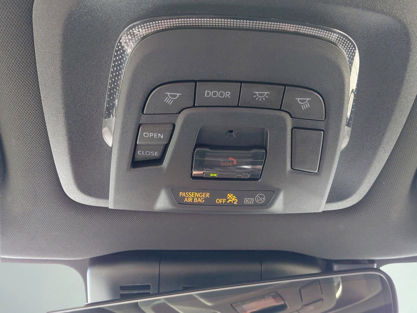 Used 2024 Toyota Crown Limited image 29