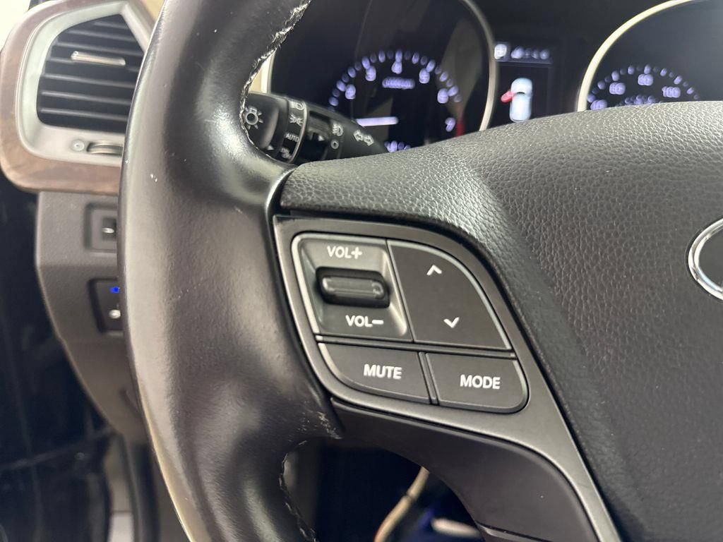 Used 2018 Hyundai Santa Fe Sport FWD image 31
