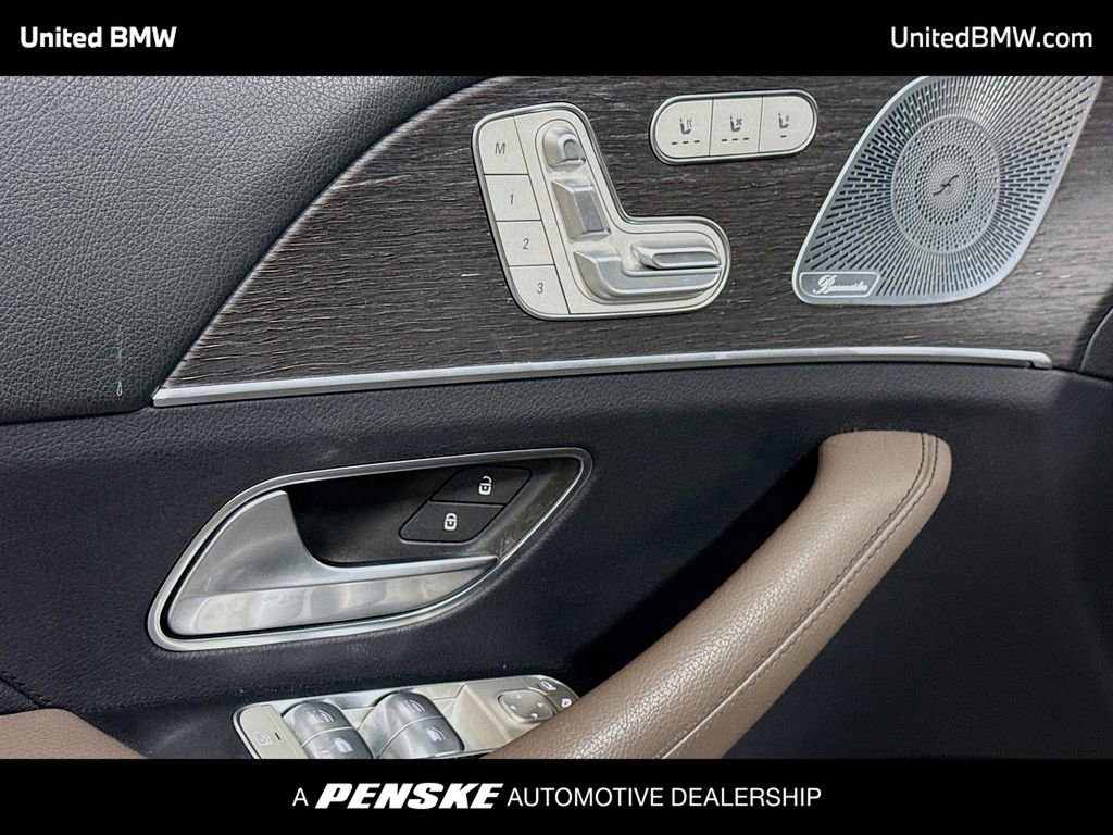 Used 2020 Mercedes-Benz GLE 350 4MATIC image 3