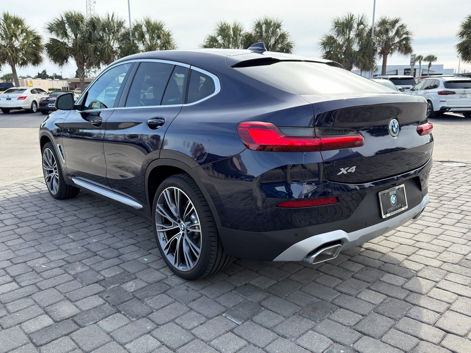 Certified 2023 BMW X4 xDrive30i w/ Parking Assistance Package image 11