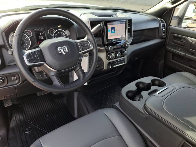 New 2026 RAM 3500 Tradesman w/ Chrome Appearance Group AWD/4WD image 17