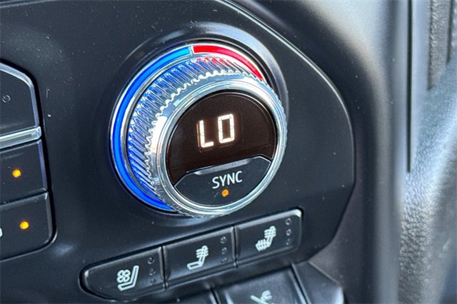 Used 2022 GMC Sierra 3500 Denali image 30