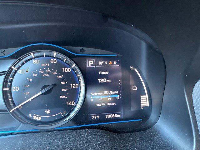 Used 2018 Hyundai Ioniq Blue FWD image 11