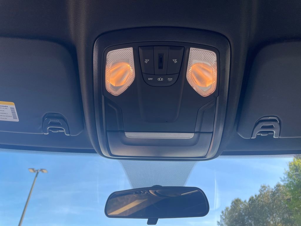 Used 2024 RAM 5500 Tradesman w/ Chrome Appearance Group image 19