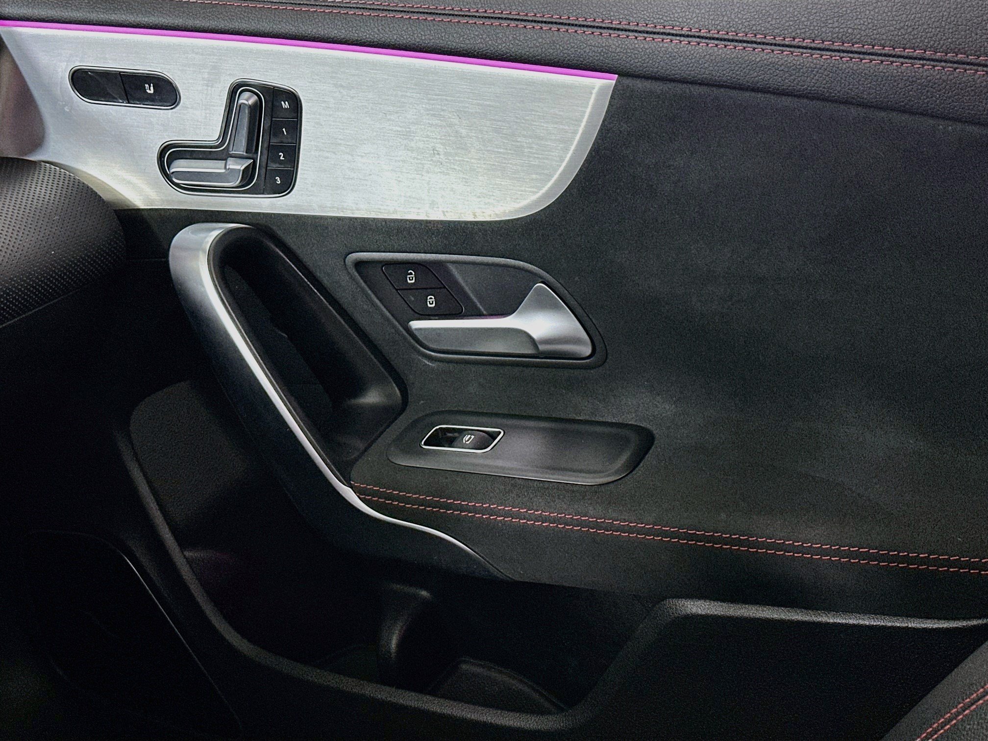 Used 2025 Mercedes-Benz CLA 35 AMG 4MATIC image 17