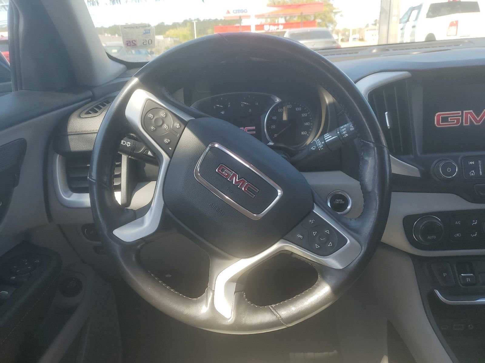 Used 2020 GMC Terrain SLT w/ Preferred Package image 11
