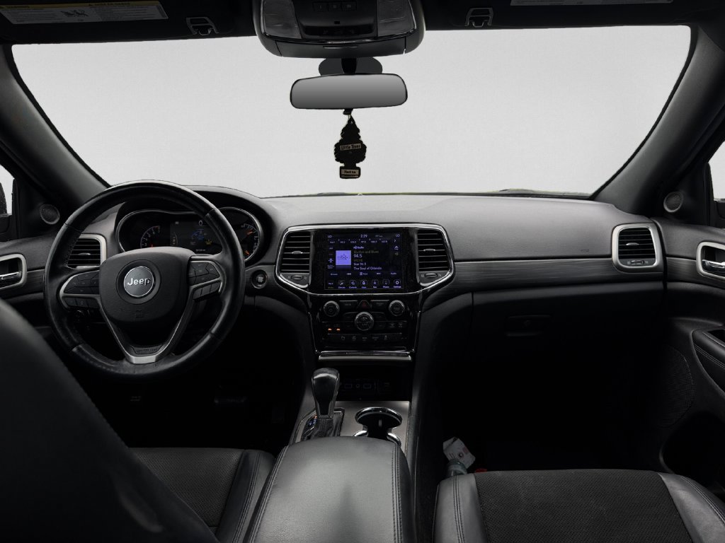Used 2021 Jeep Grand Cherokee Laredo X RWD image 15
