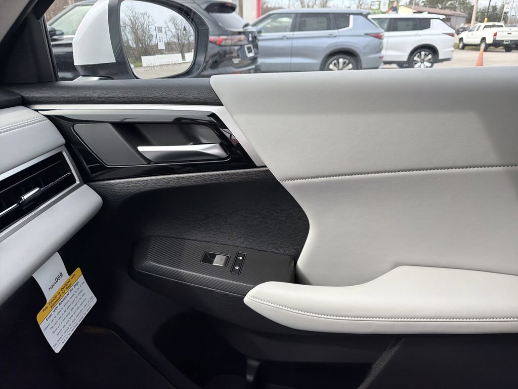 New 2026 Mitsubishi Outlander SE AWD/4WD image 27