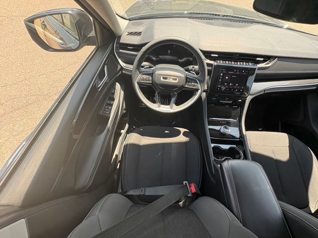 Used 2023 Jeep Grand Cherokee L Laredo w/ Luxury Tech Group I AWD/4WD image 26