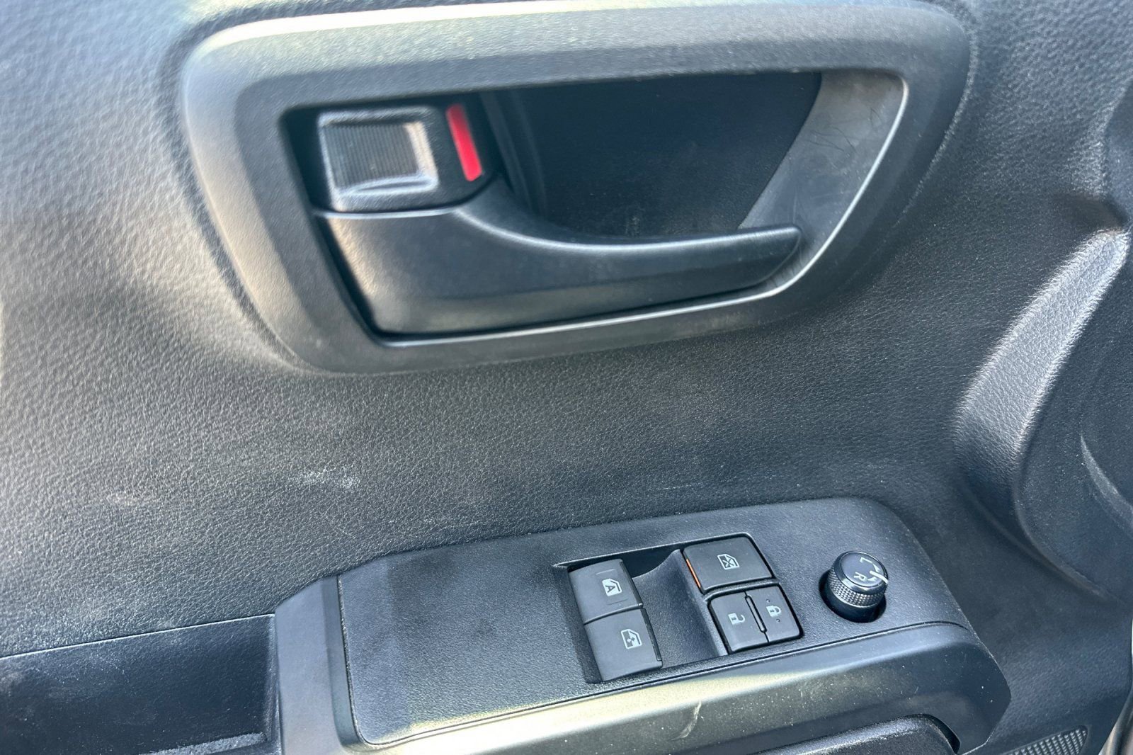 Used 2023 Toyota Tacoma SR image 11