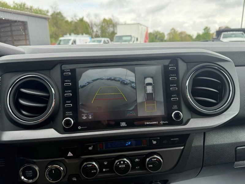 Used 2022 Toyota Tacoma TRD Off-Road w/ TRD Premium Off Road Package AWD/4WD image 23