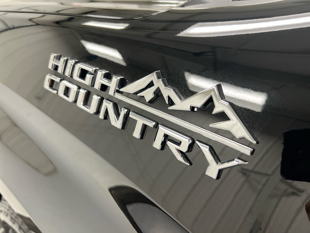New 2026 Chevrolet Silverado 1500 High Country w/ Technology Package AWD/4WD image 27