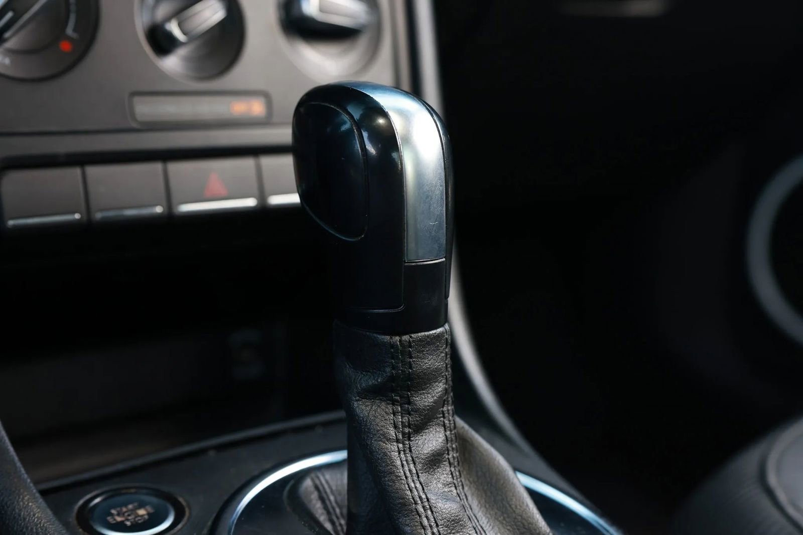 Used 2013 Volkswagen Beetle 2.5 image 38