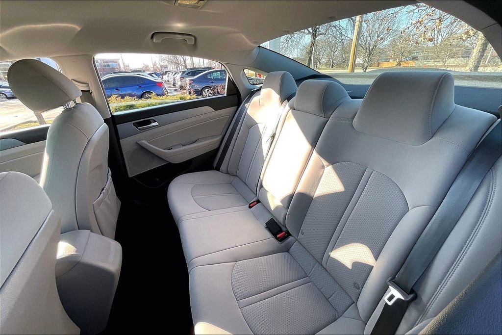 Used 2018 Hyundai Sonata SEL w/ Tech Package 02 FWD image 29