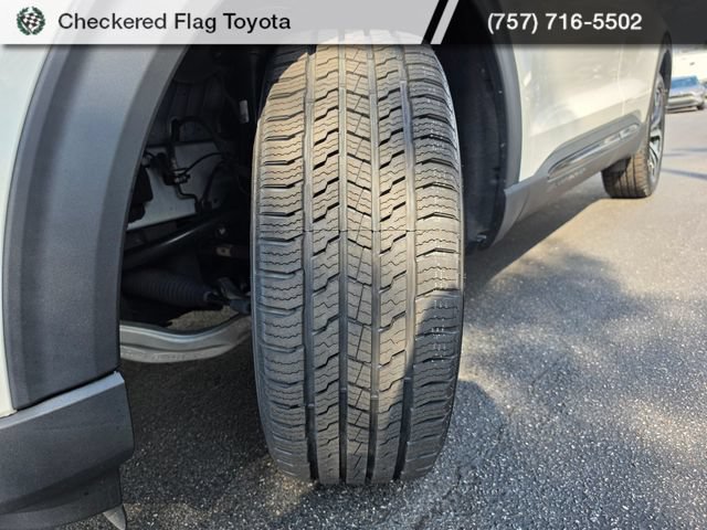 Used 2022 Ford Explorer ST-Line AWD/4WD image 10