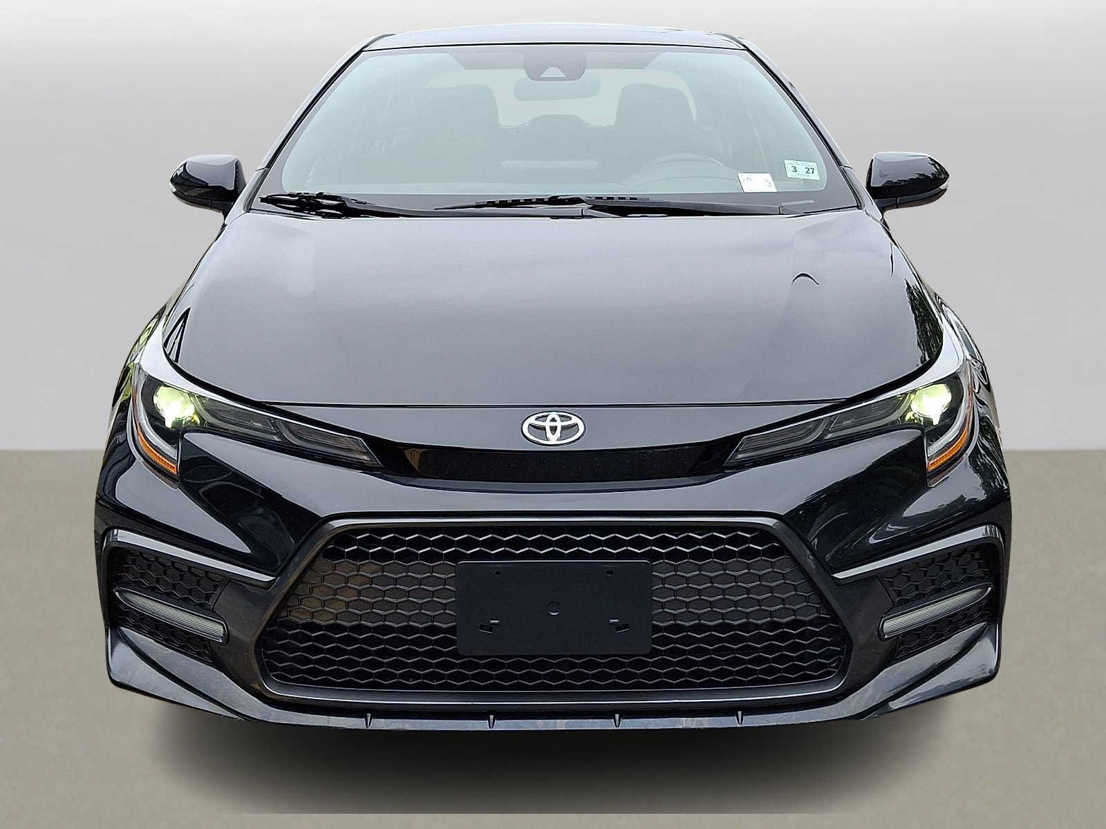 Used 2022 Toyota Corolla SE FWD image 2