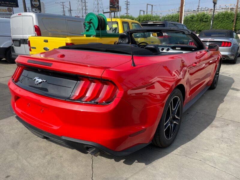 Used 2019 Ford Mustang Premium RWD image 6