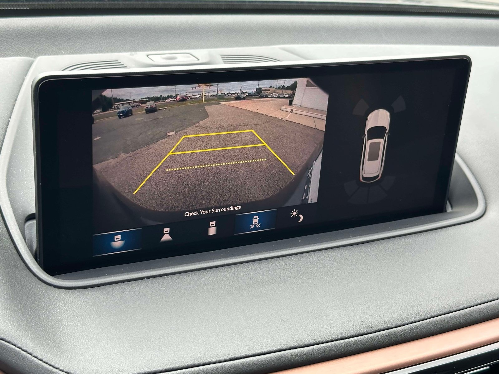 Used 2022 Acura MDX w/ Technology Package FWD image 22