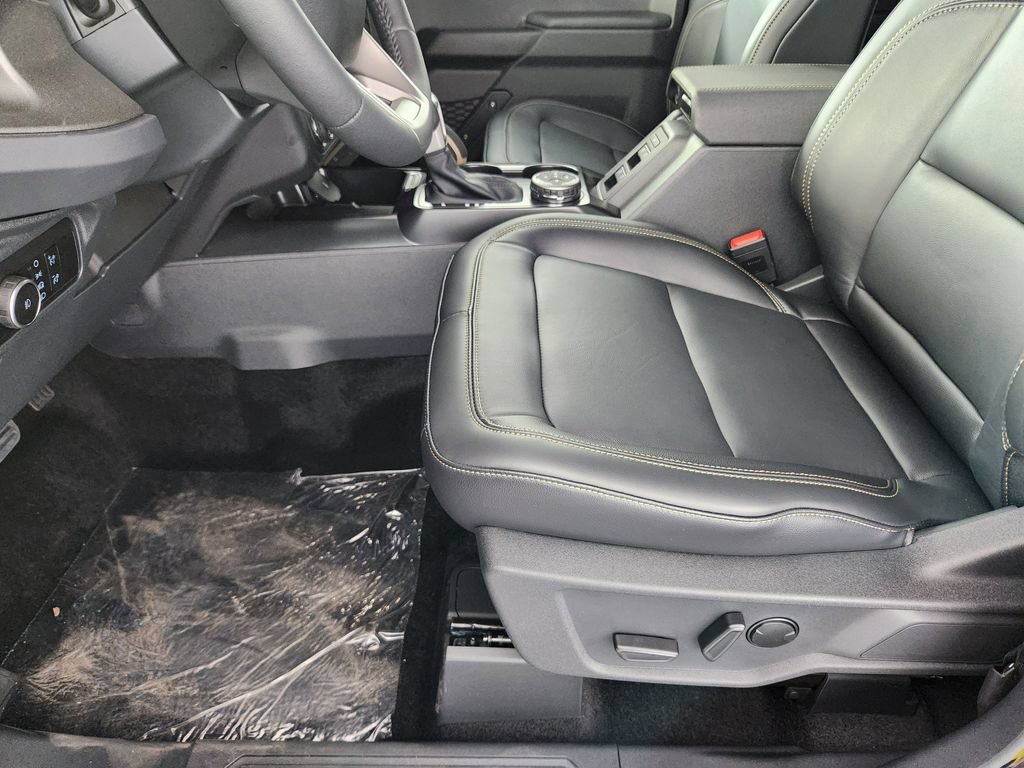 New 2026 Ford Bronco Badlands AWD/4WD image 11