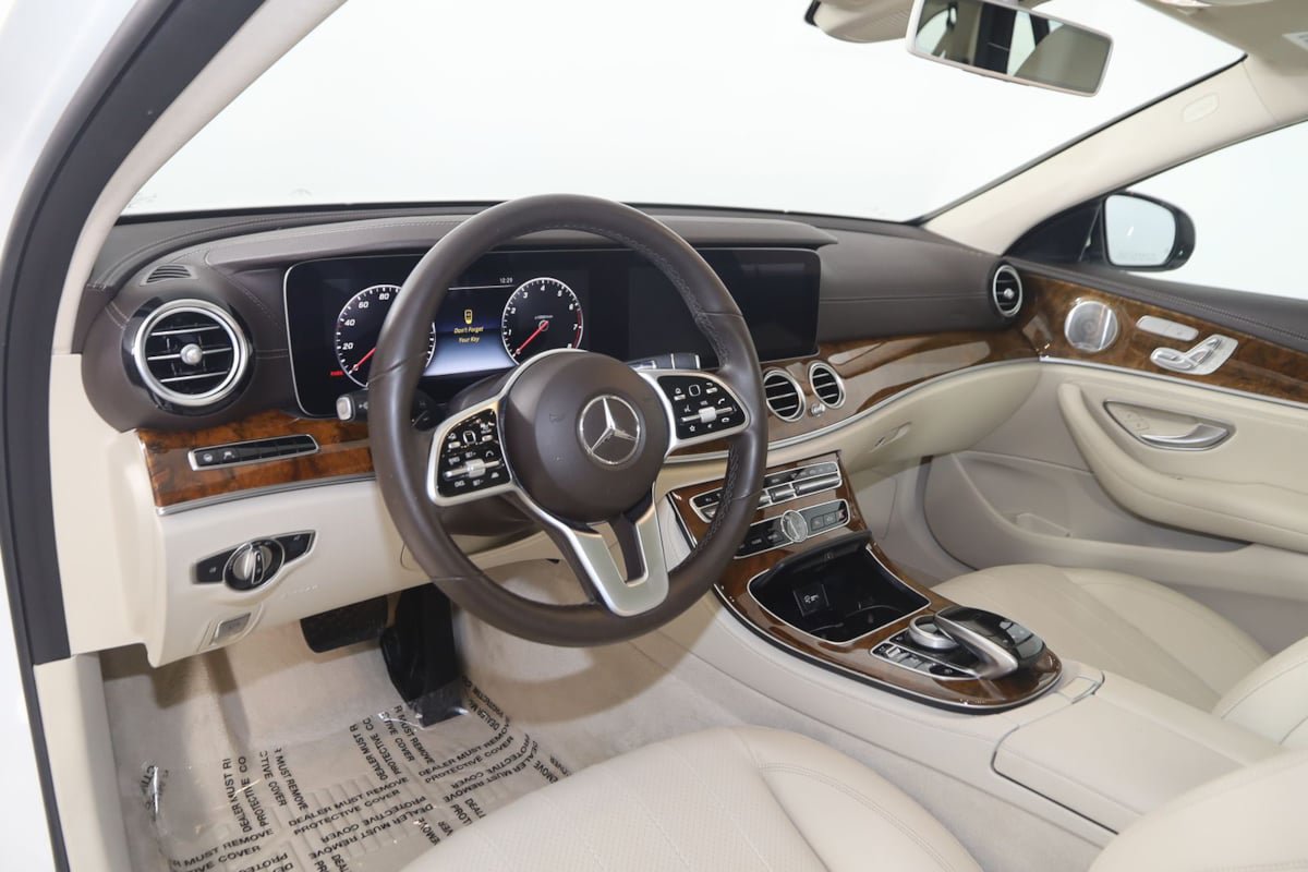Used 2020 Mercedes-Benz E 450 4MATIC Wagon w/ Premium Package image 30
