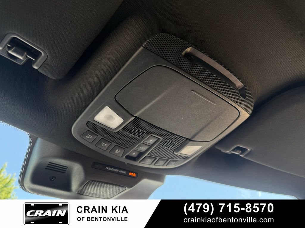 Used 2024 Ford Expedition Limited AWD/4WD image 18