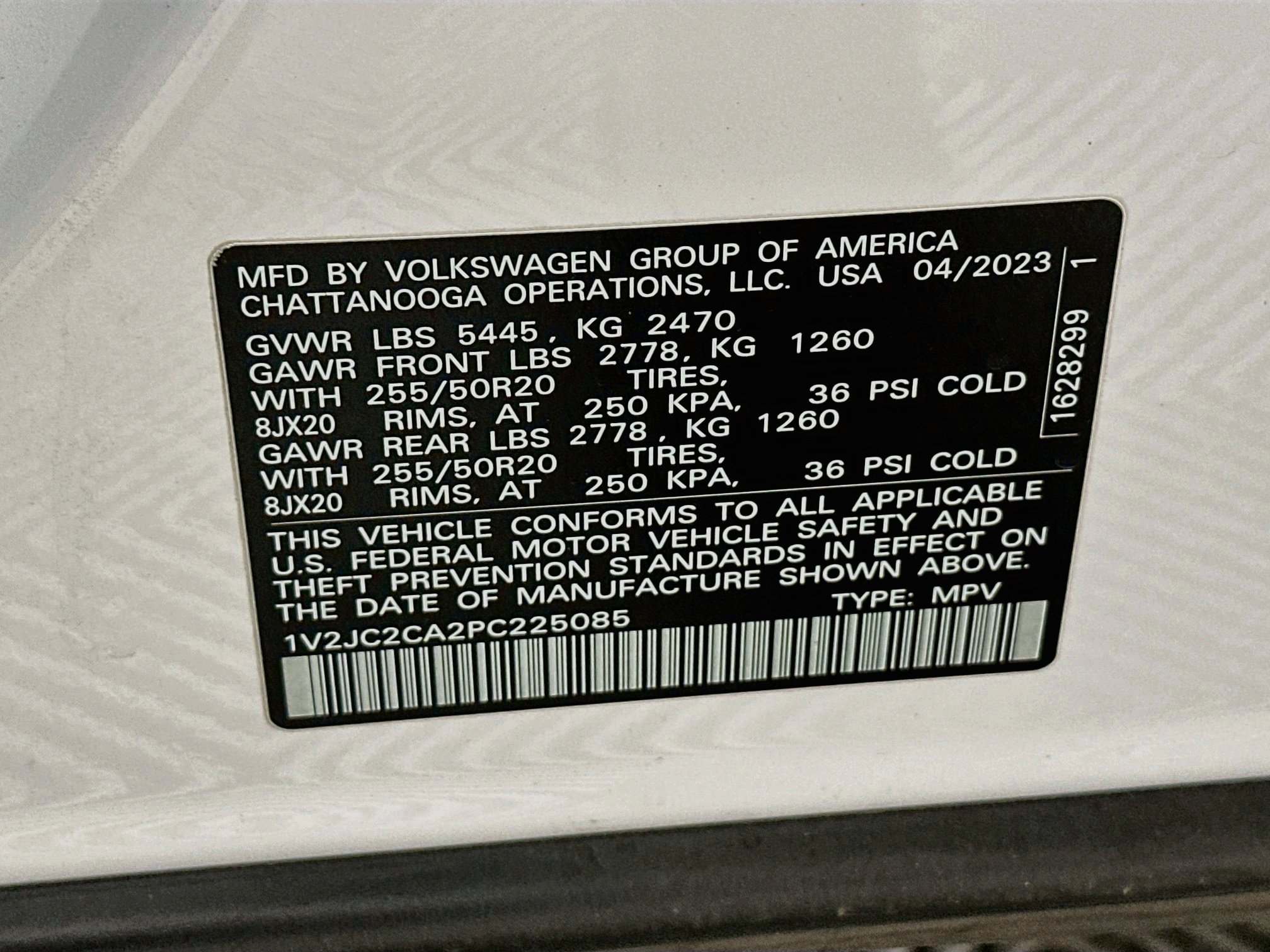 Used 2023 Volkswagen Atlas Cross Sport SE w/ Panoramic Sunroof Package FWD image 12