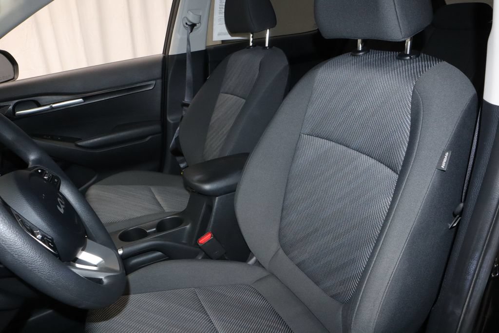 Used 2024 Kia Seltos LX AWD/4WD image 19