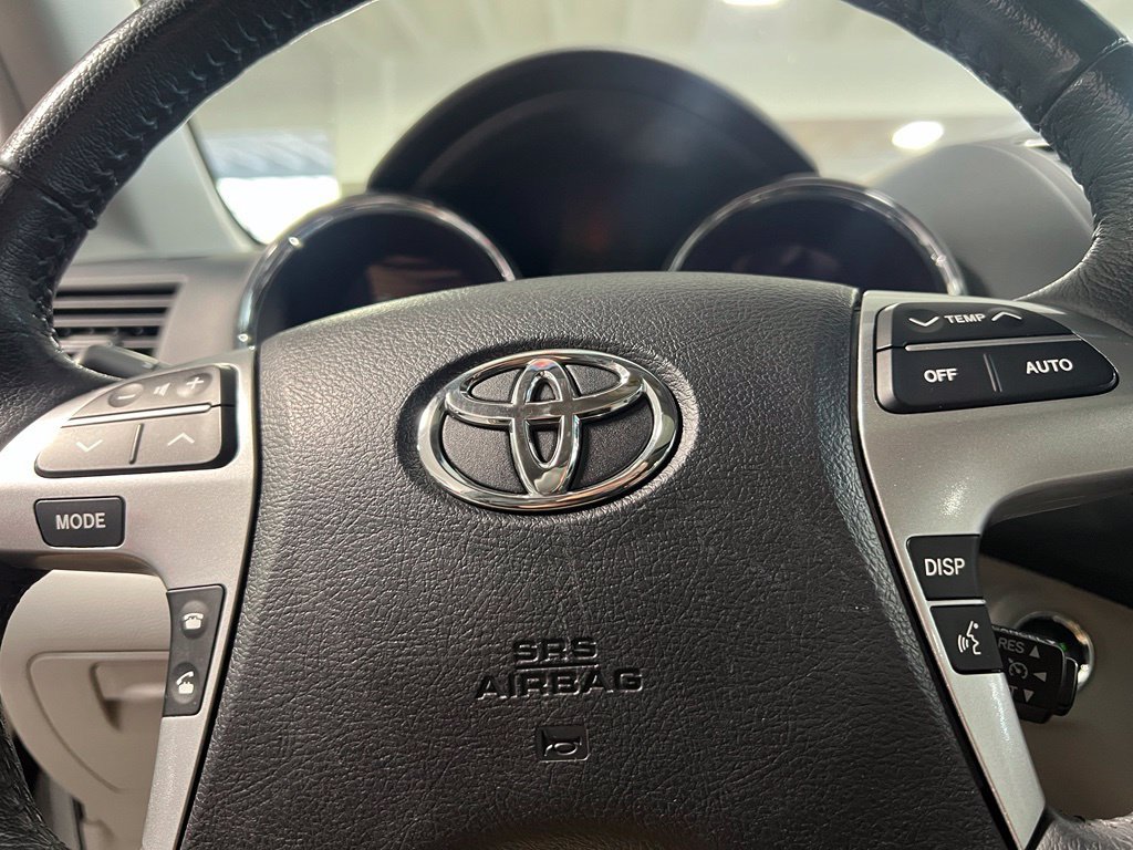 Used 2013 Toyota Highlander Limited FWD image 41