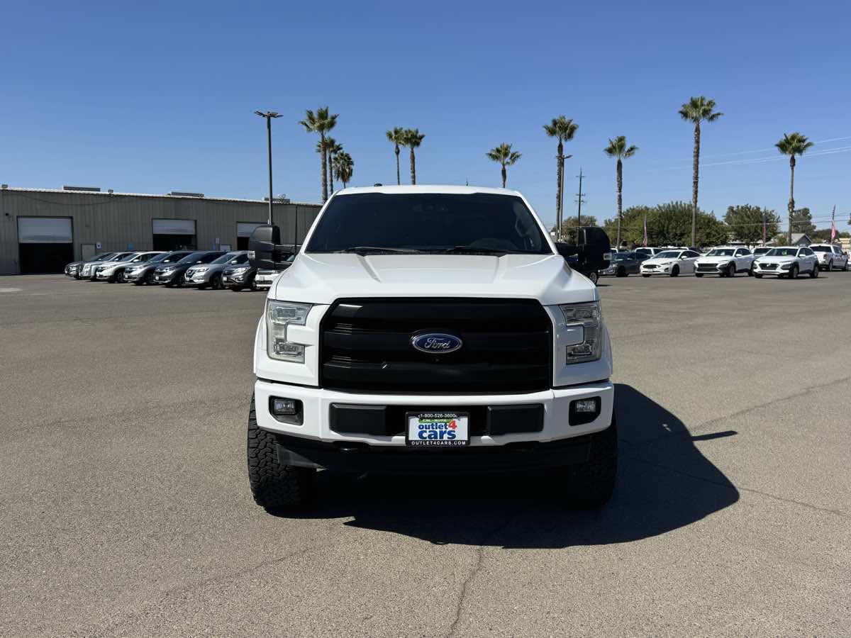 Used 2017 Ford F150 Lariat w/ Equipment Group 502A Luxury AWD/4WD image 4