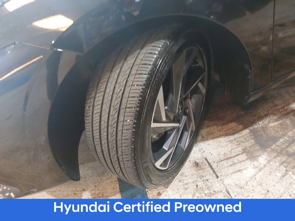 Certified 2024 Hyundai Elantra SEL w/ Convenience Package FWD image 32