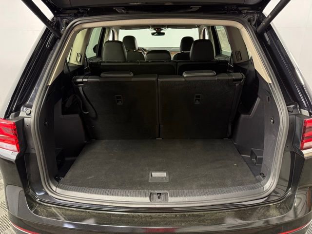 Used 2025 Volkswagen Atlas SE FWD image 25