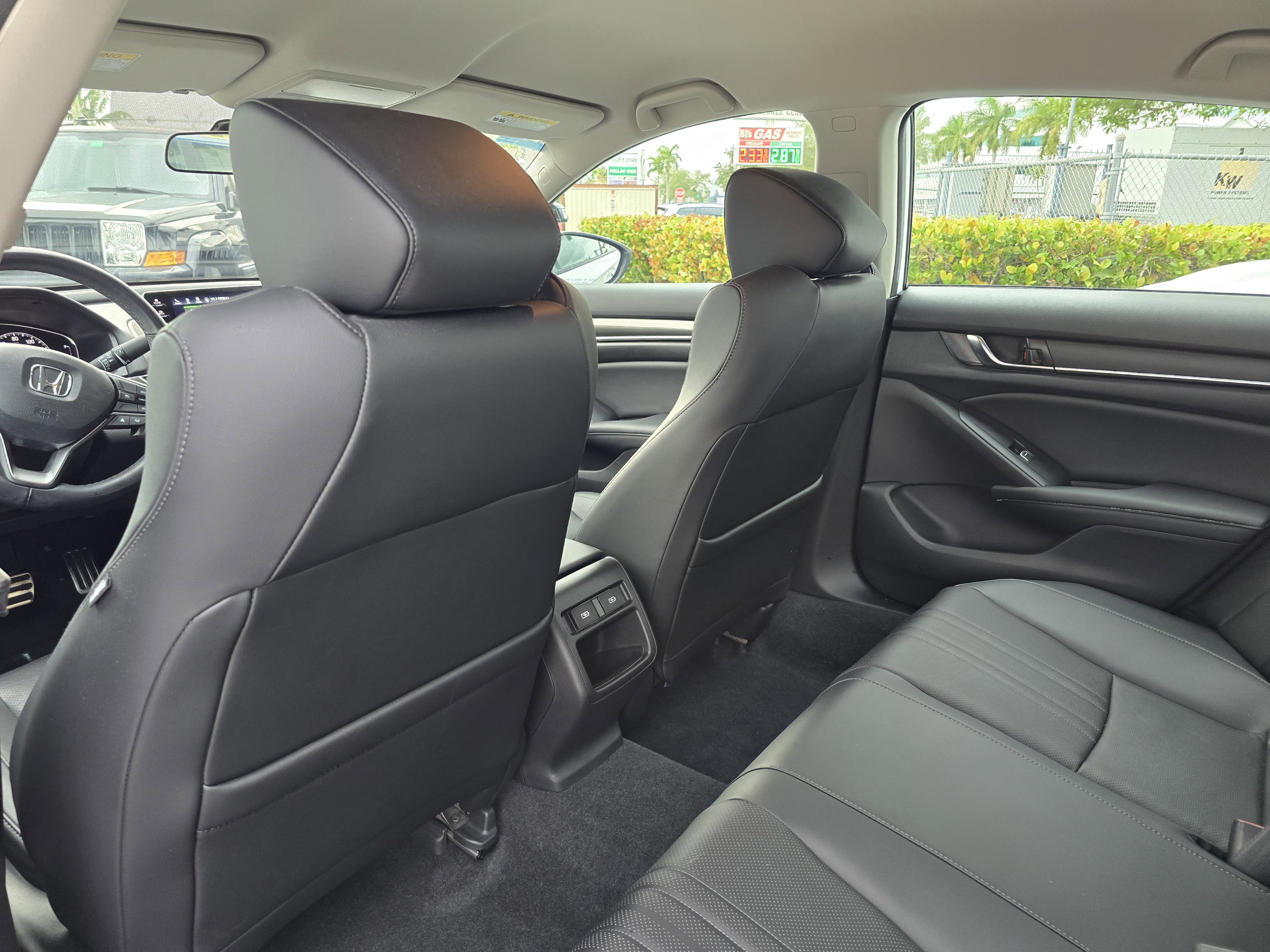 Certified 2022 Honda Accord Sport image 12