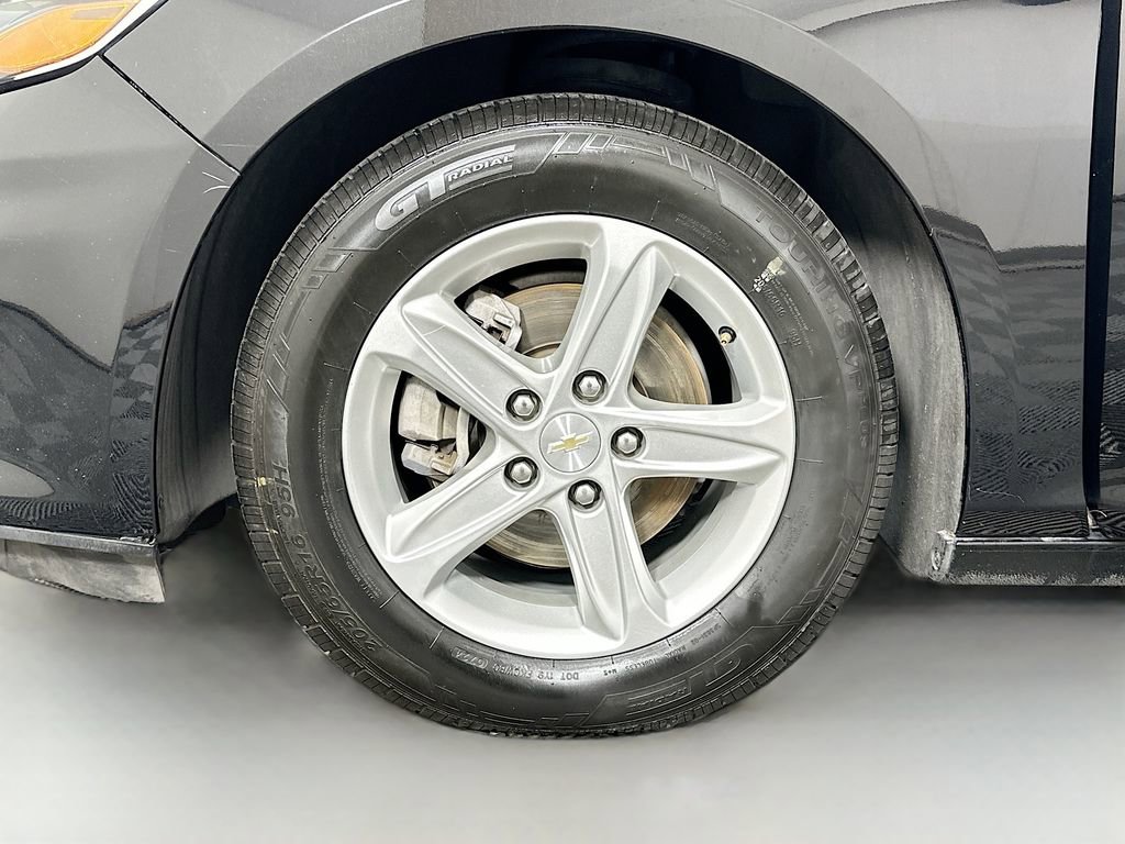 Used 2023 Chevrolet Malibu LS image 29