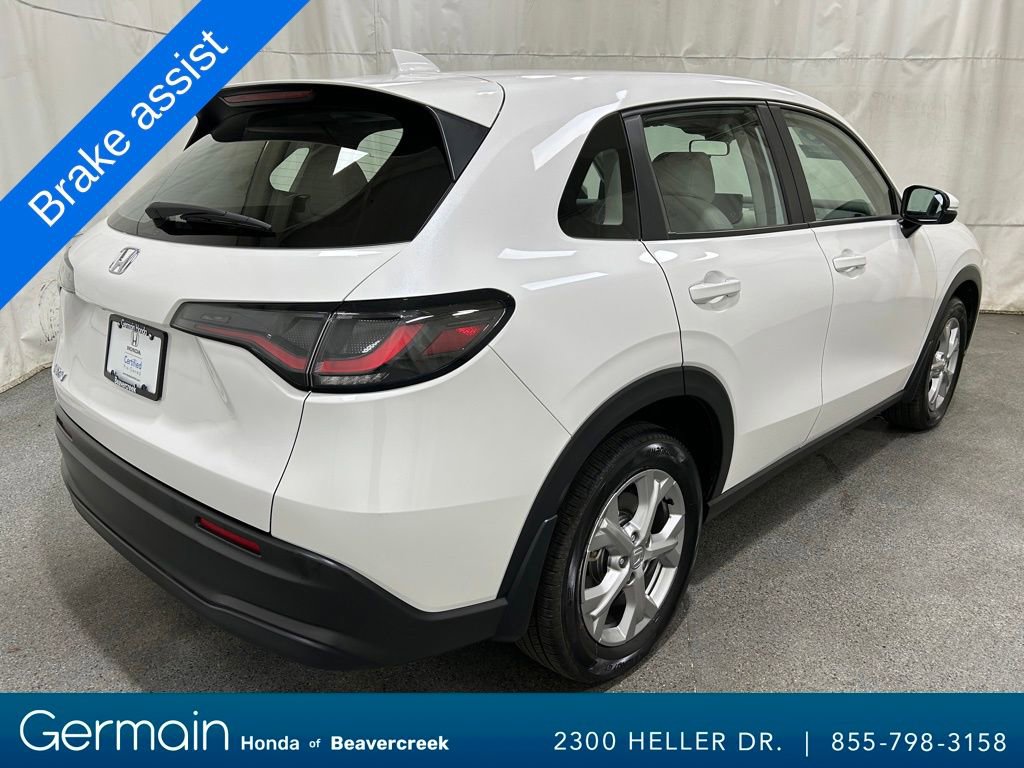 Certified 2025 Honda HR-V LX image 9