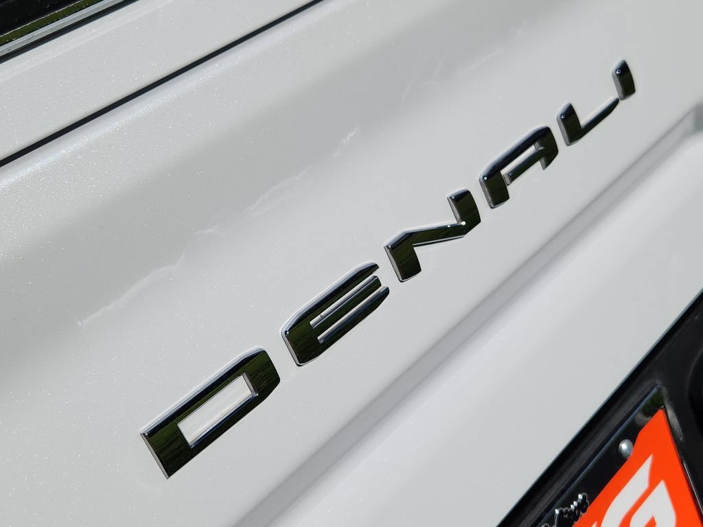 Used 2026 GMC Sierra 2500 Denali Ultimate AWD/4WD image 13