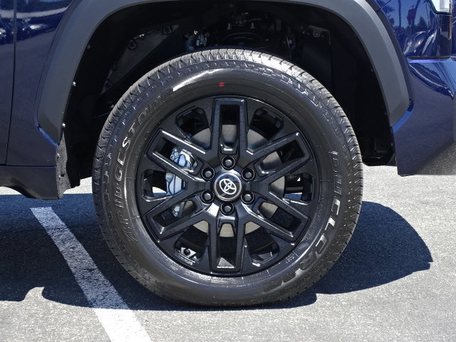 New 2026 Toyota Tundra Limited AWD/4WD image 4