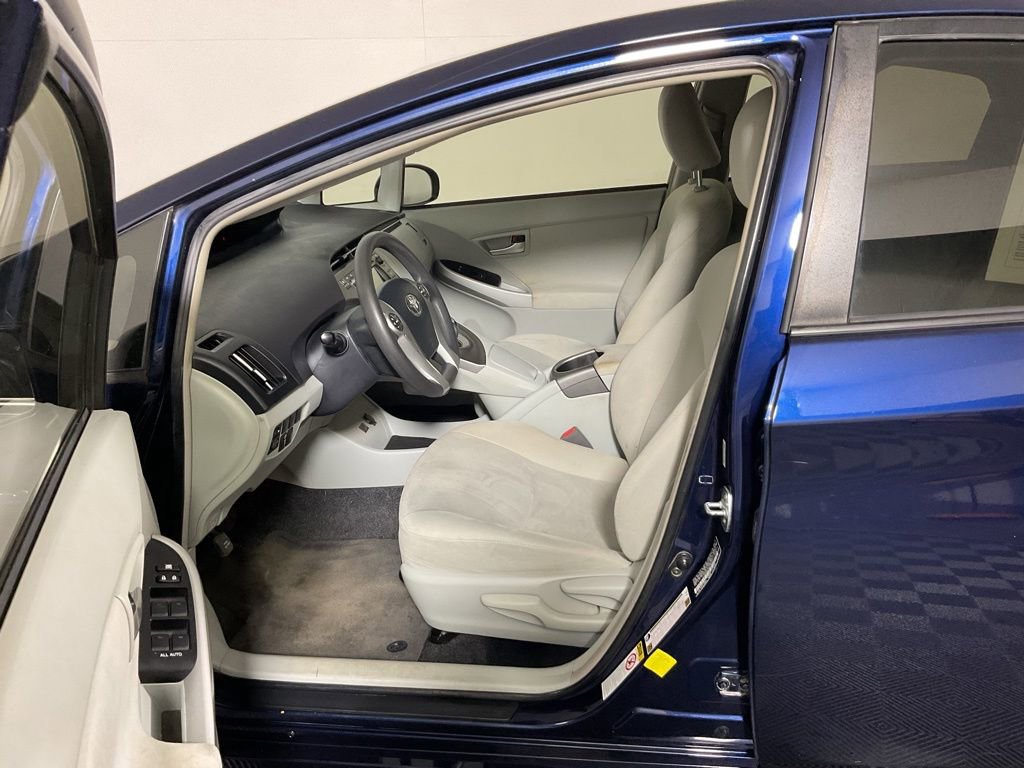 Used 2014 Toyota Prius Three FWD image 20