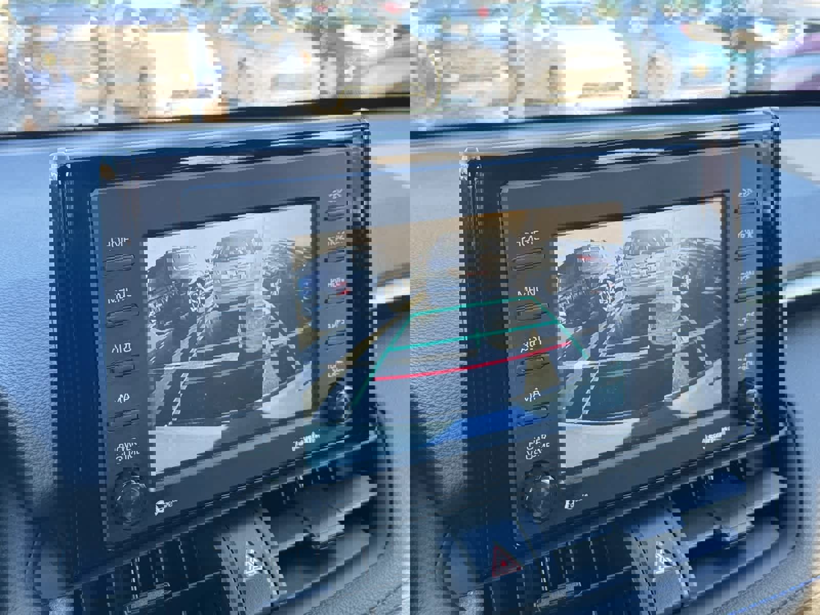 Used 2022 Toyota RAV4 SE image 24