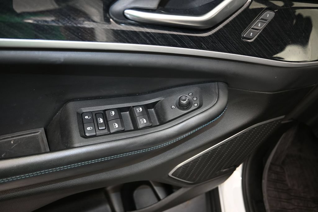 Used 2023 Jeep Grand Cherokee Trailhawk w/ Advanced Protech Group II AWD/4WD image 11