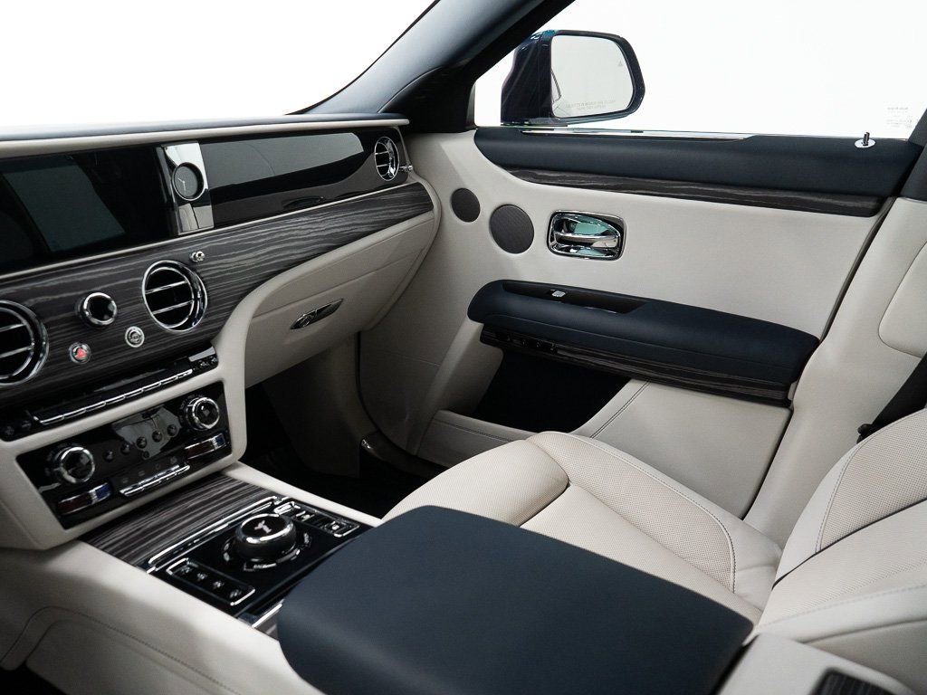 Certified 2023 Rolls-Royce Ghost w/ Ghost Package image 36