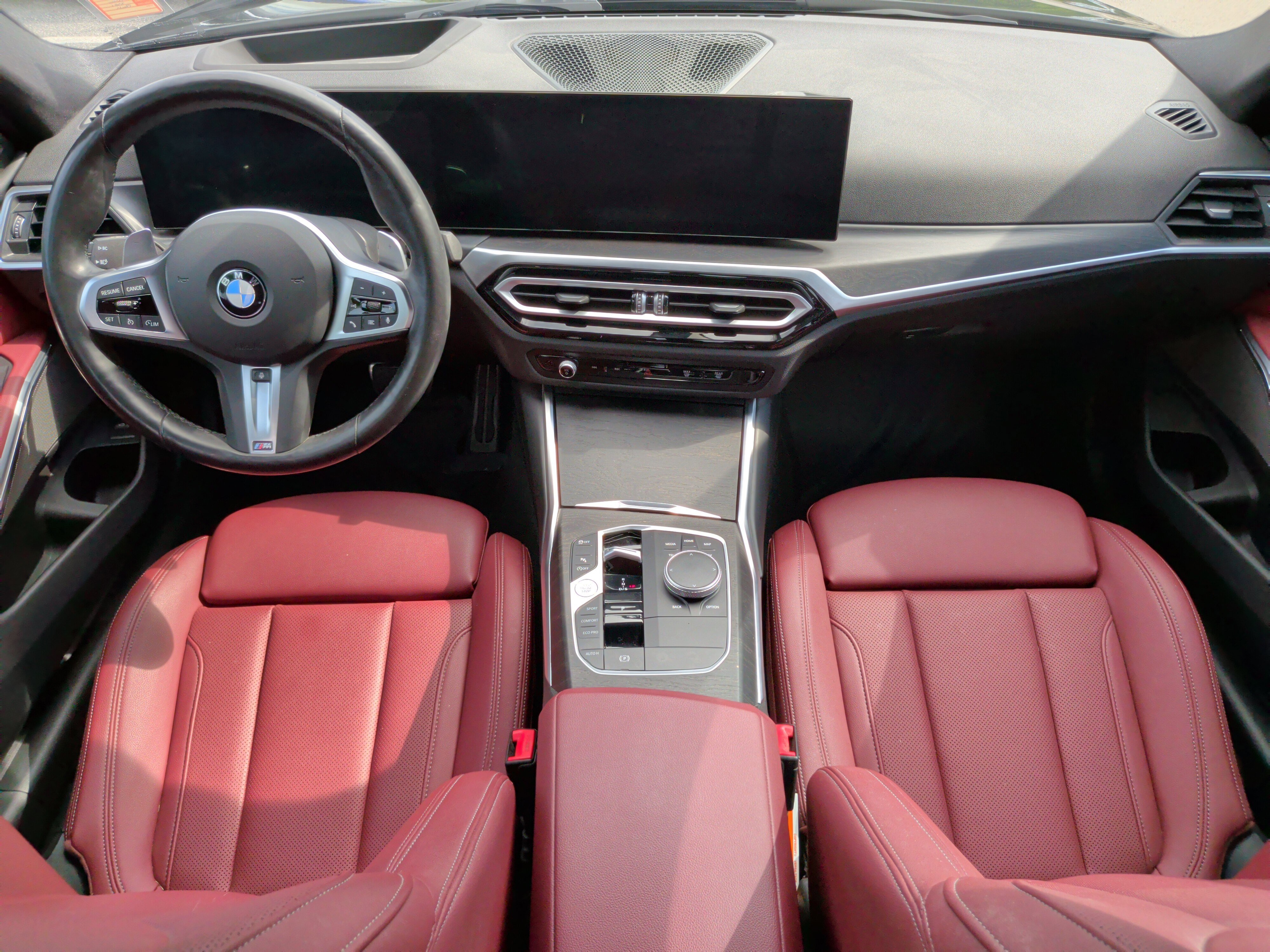 Certified 2024 BMW 330i Sedan w/ M Sport Package image 30