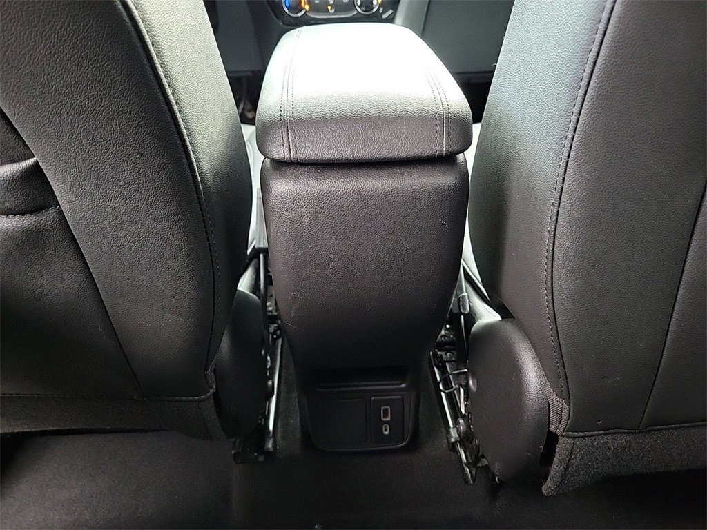 Used 2024 Buick Encore GX Sport Touring image 10