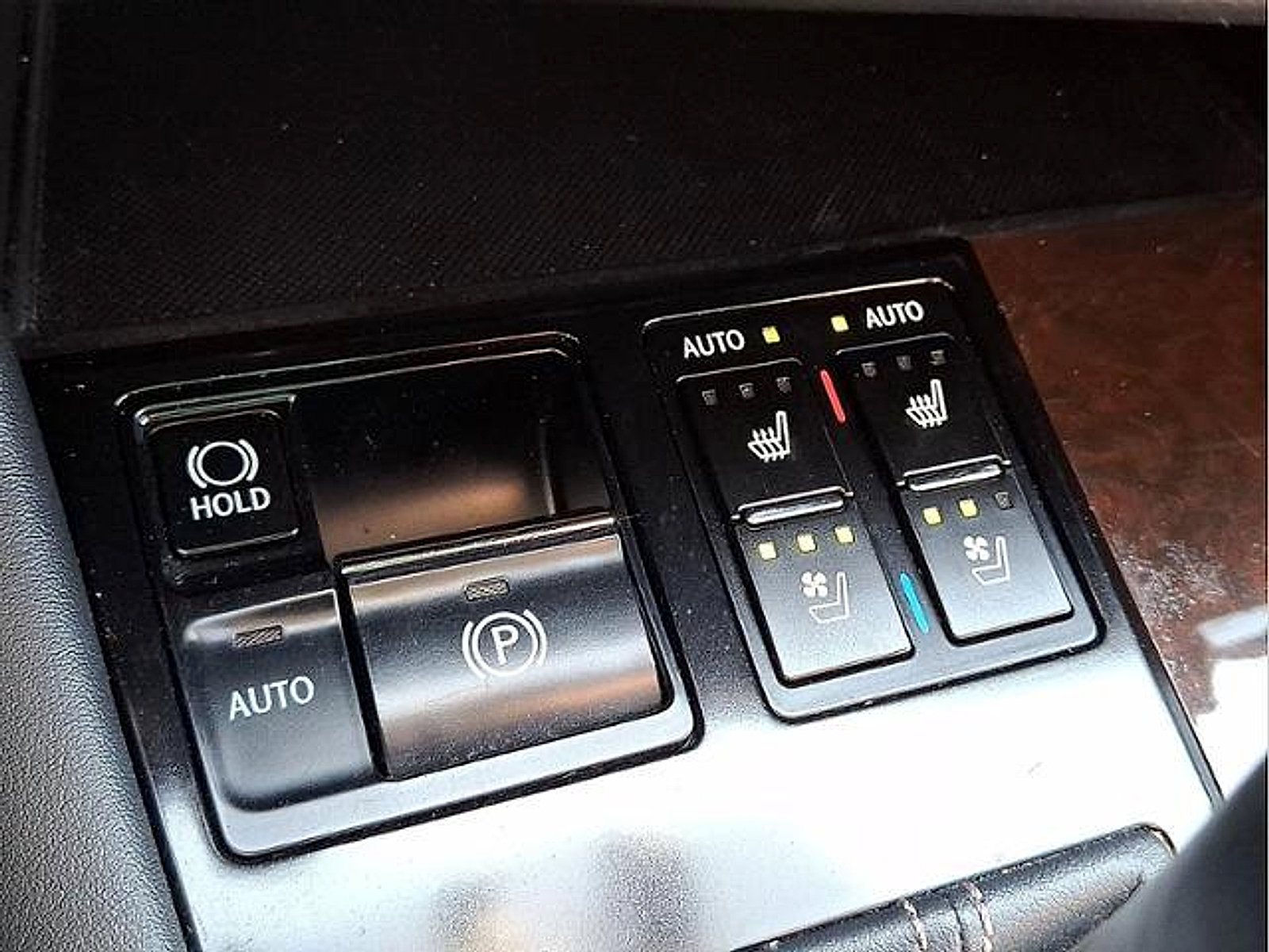 Used 2016 Lexus RX 450h AWD image 27