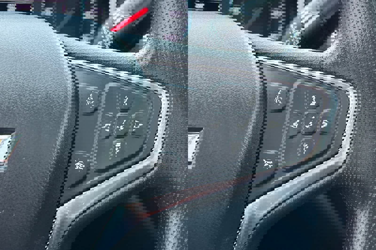 Used 2023 Chevrolet Malibu LT image 29