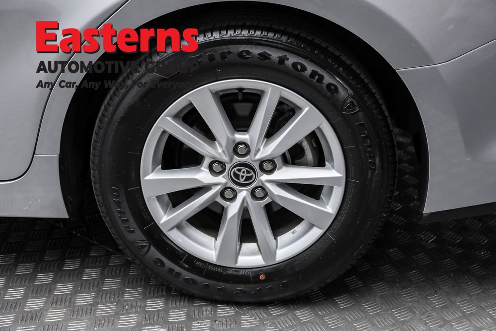 Used 2025 Toyota Camry LE image 8